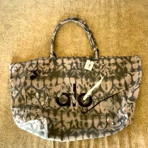 ALO Yoga tie dyed tote bag, brand new with tags.